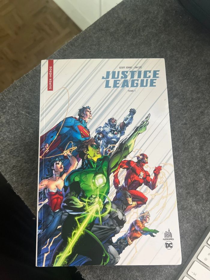 Justice league nomade tome 1