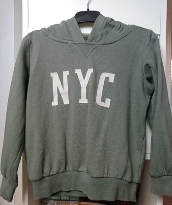 Pull à capuche garçon, taille 6/7 ans