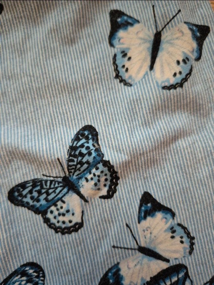 Robe bleu papillons 🦋 et culotte cache couche - photo numéro 3