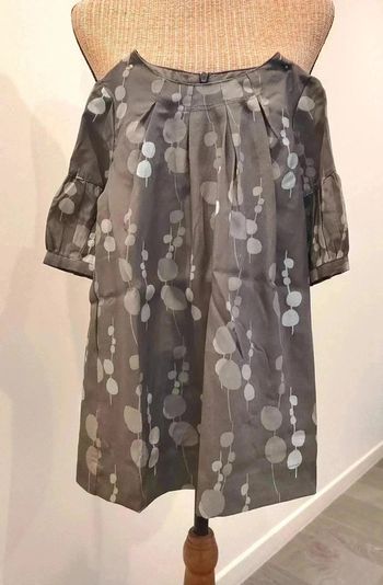 12 € Très belle robe Vertbaudet 2 ans
