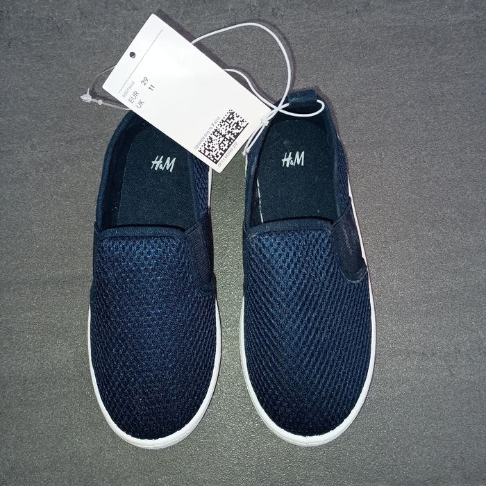 Chaussures enfant taille 29 NEUVES