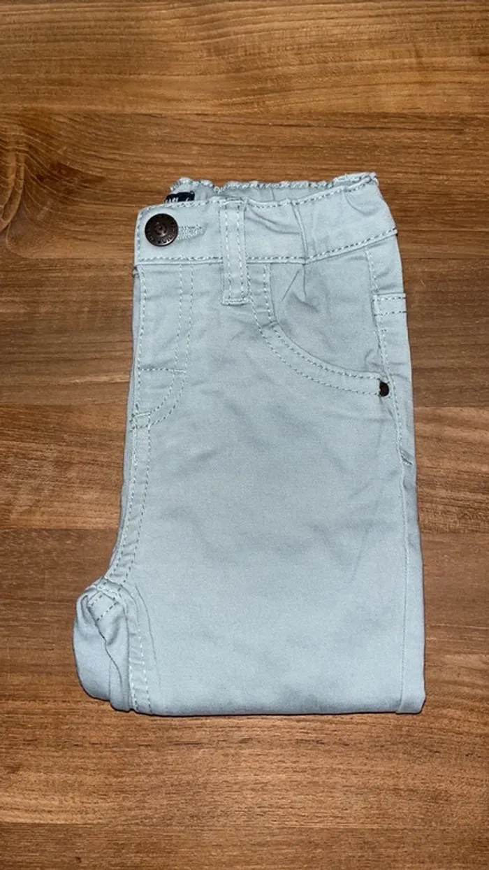 Pantalon style chino kiabi 18 mois vert eau