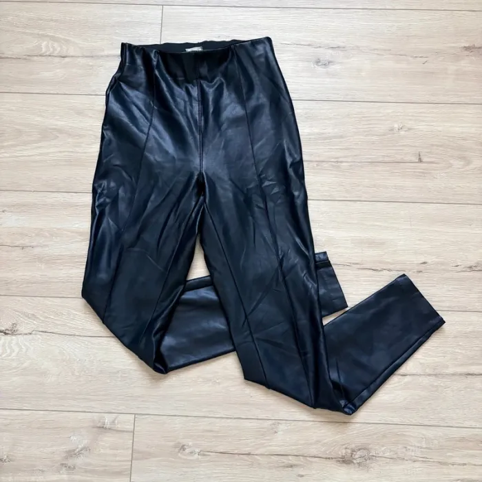 Pantalon simili cuir noir Pimkie T34