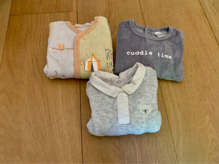 Lot de 3 pyjamas naissance