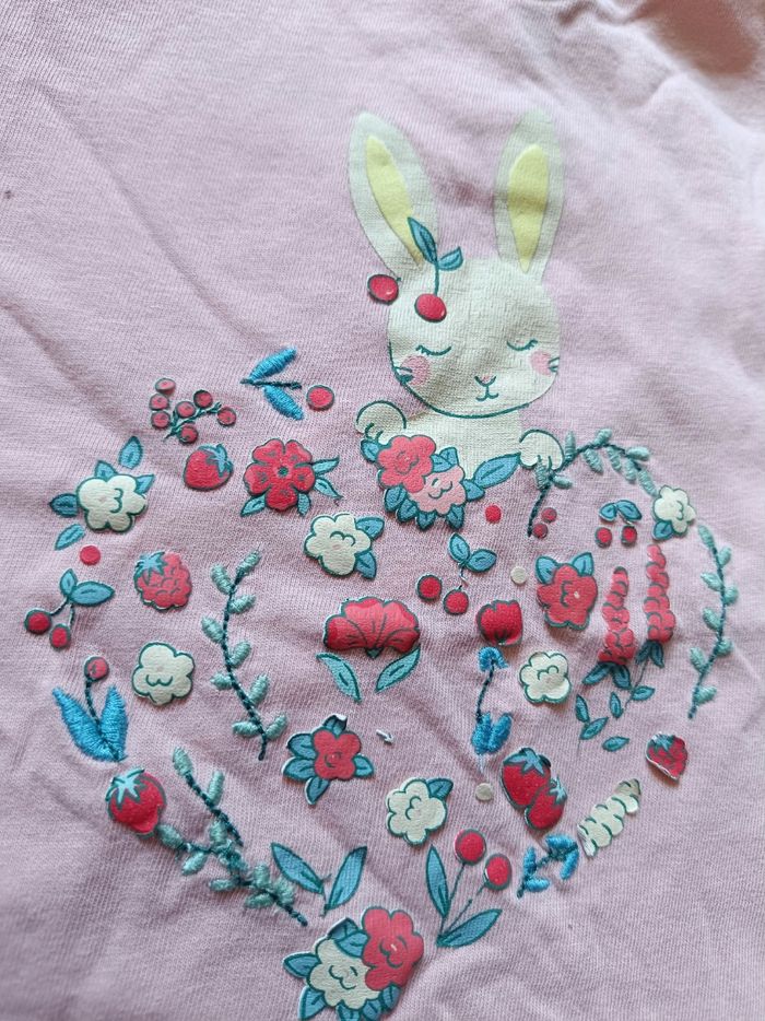 T-shirt lapin 💕 Taille 5 ans - photo numéro 2