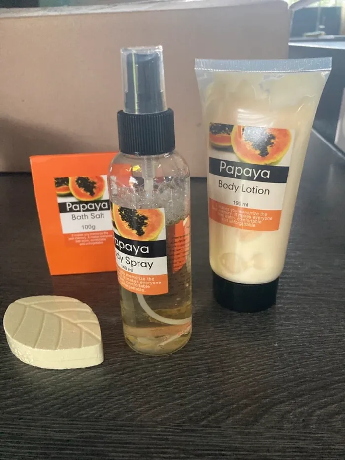 Lot de produits pour le corps - photo numéro 2