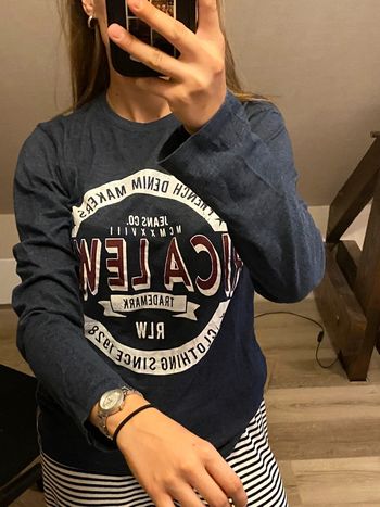 t-shirt de pyjama, garçon rica lewis