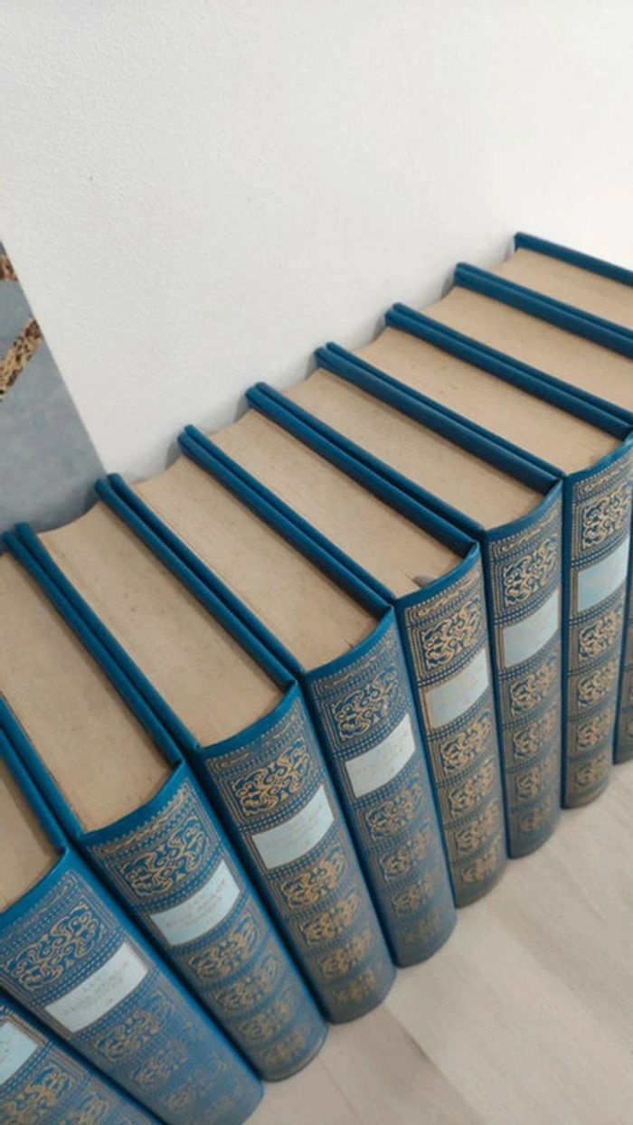 Collection 20 tomes les plus beaux contes et nouvelles éditions Cremille très bel état général - photo numéro 8