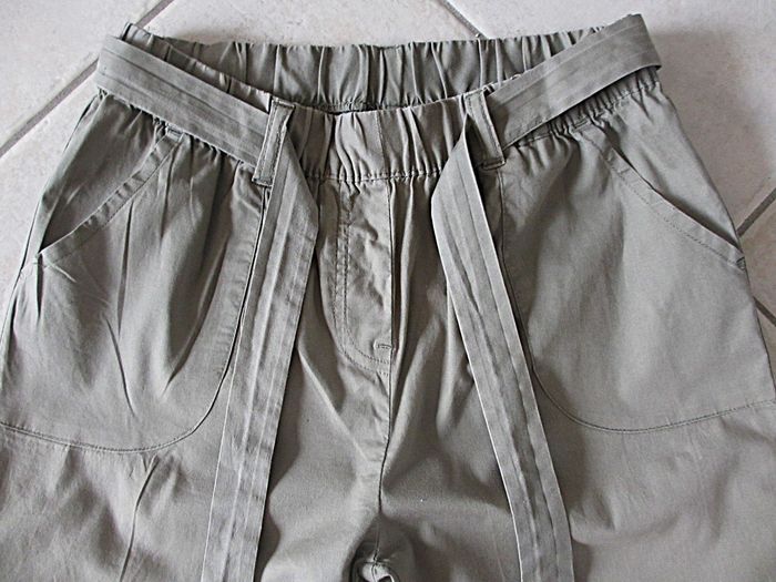 Pantalon cargo kaki fille Bonprix – 12 ans - photo numéro 2