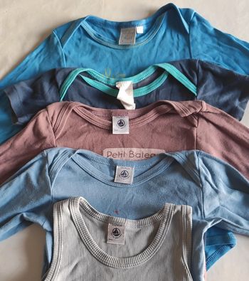 Lot bodies 18 mois