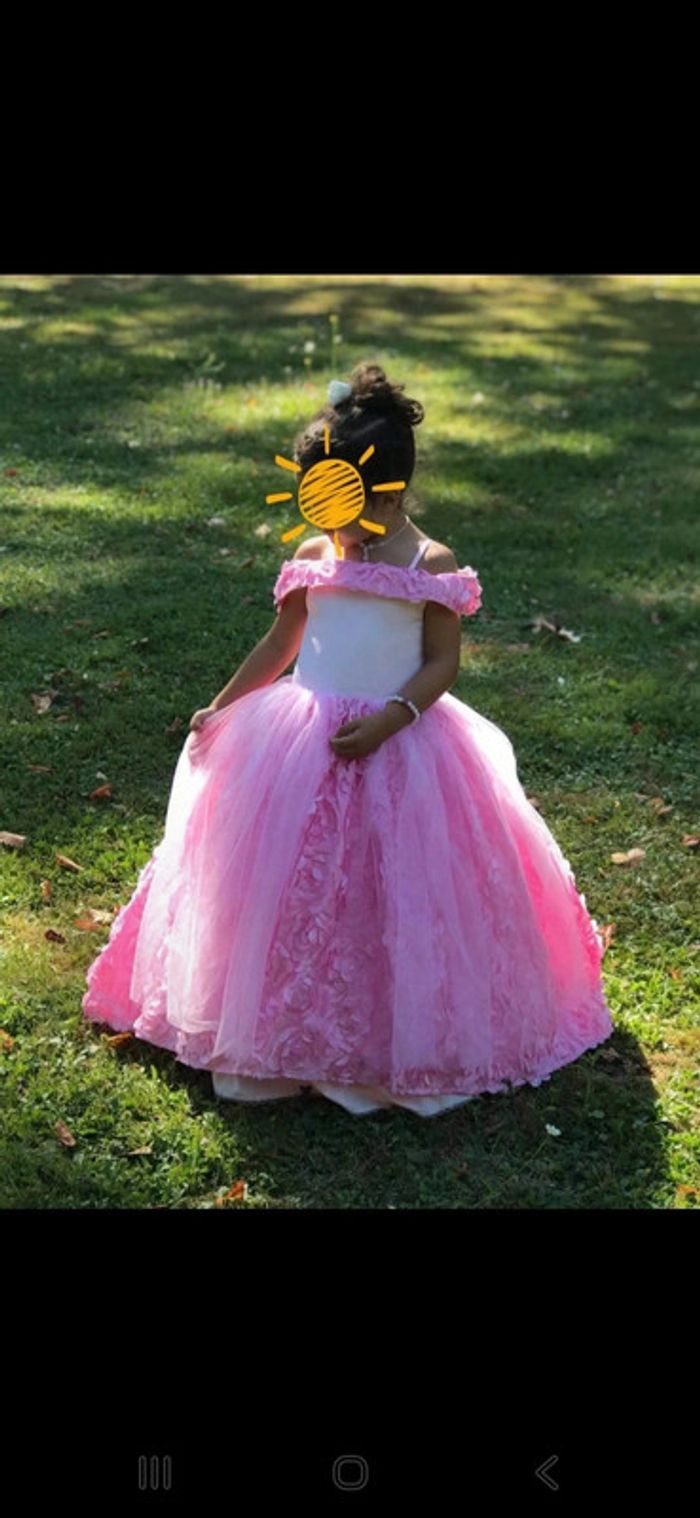 Magnifique robe de cérémonie rose – style princesse