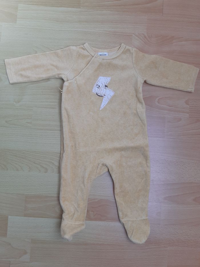 Pyjama velour 6 mois TBE Tape à l'oeil
