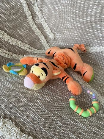 Peluche doudou d’éveil 26cm disney nicotoy tigrou tigre allongé orange très bon état