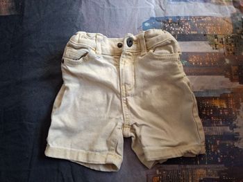 Short 2 ans