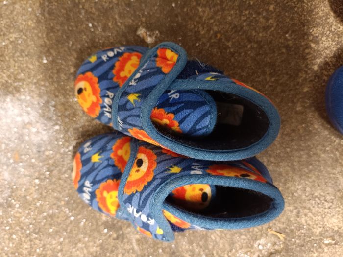 Lot pantoufles garçon - photo numéro 2