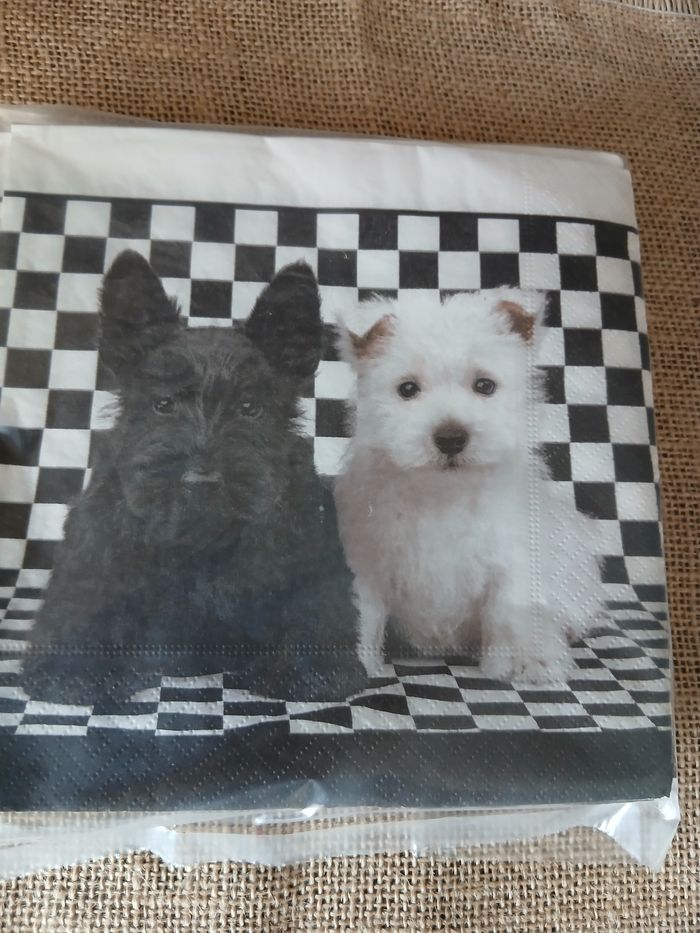18 serviettes en papier bébé chien chiot blanc et noir - photo numéro 2