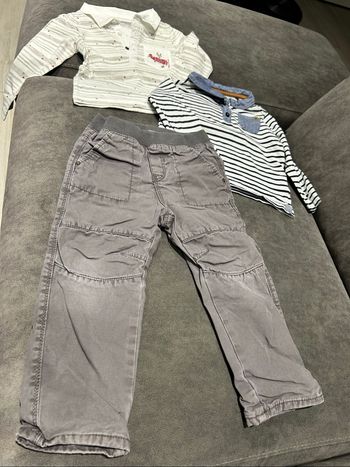 Lot 23 mois  t shirt manche longe et pantalon