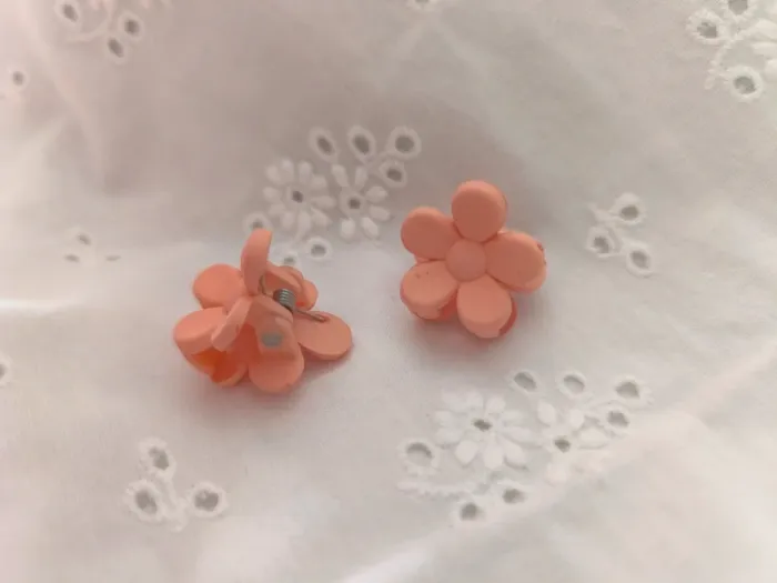 🌸 Lot de 4 mini pinces fleurs – Rose saumon & Violet 🌸 - photo numéro 4