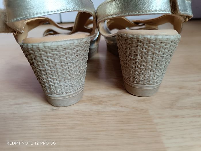 Ballerines cuir ouvertes " Atelier Mégis" p.38 - photo numéro 6