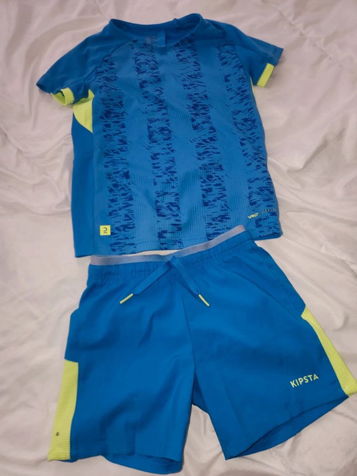 Ensemble de sport short et maillot