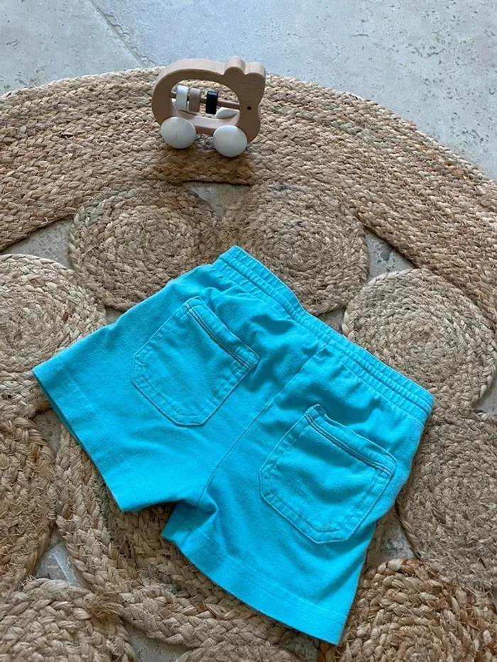 Short 18 mois - photo numéro 2
