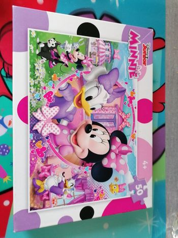 Puzzle minnie complet