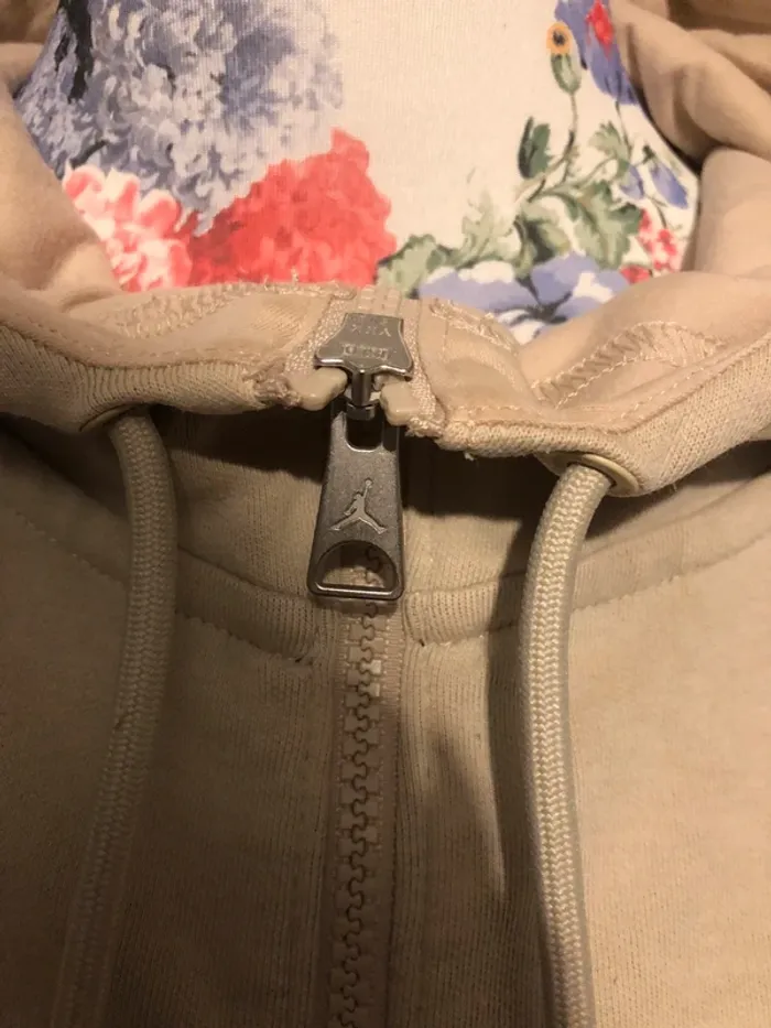 Veste Jordan taille M - photo numéro 4