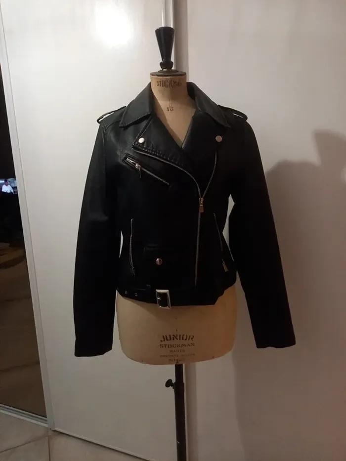 Magnifique perfecto simili cuir - photo numéro 2