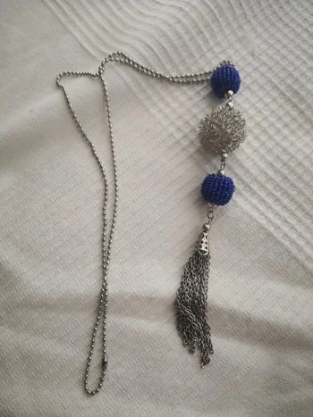 Collier de bolas