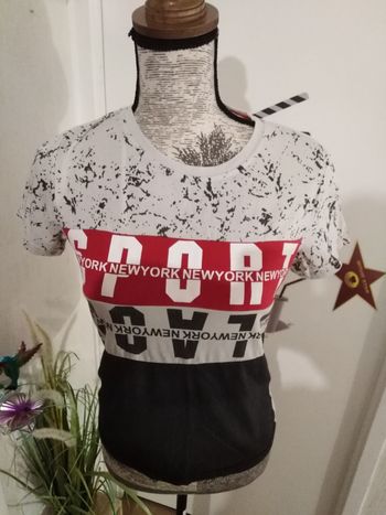 Tee shirt ado 14 ans, gris, Nour, rouge, écriture