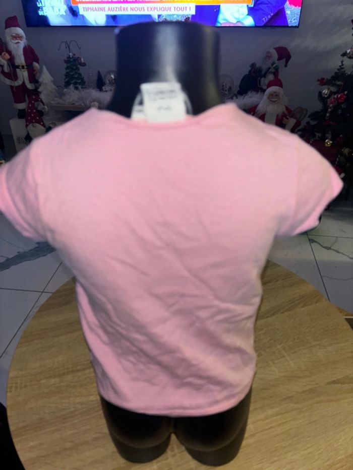 TEE shirt Minnie taille 2 ans en bon état - photo numéro 2
