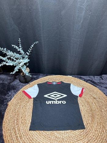 Maillot Umbro garçon taille 6 ans