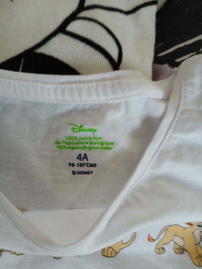 Lot de pulls Disney pour fille taille 4ans et taille 5ans pour fille - photo numéro 8