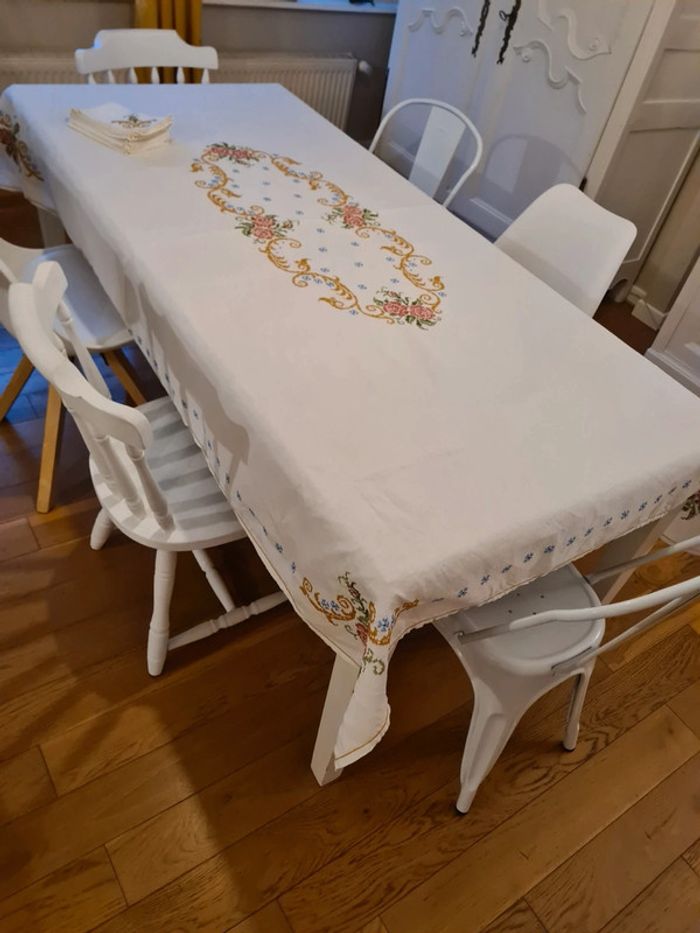 Nappe brodée linge ancien - photo numéro 2