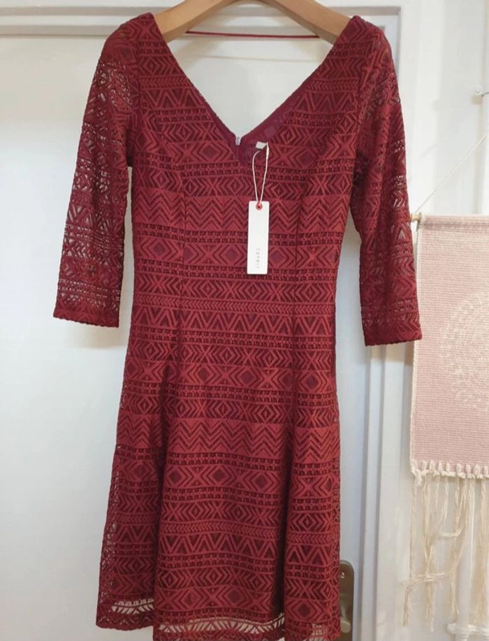 Robe soirée Chic brodée Esprit Taille 38 - photo numéro 2