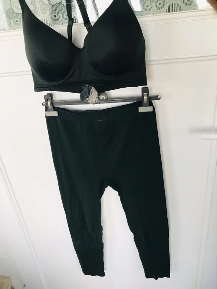 Ensemble De Sport Brassière + Legging Kaki - photo numéro 2