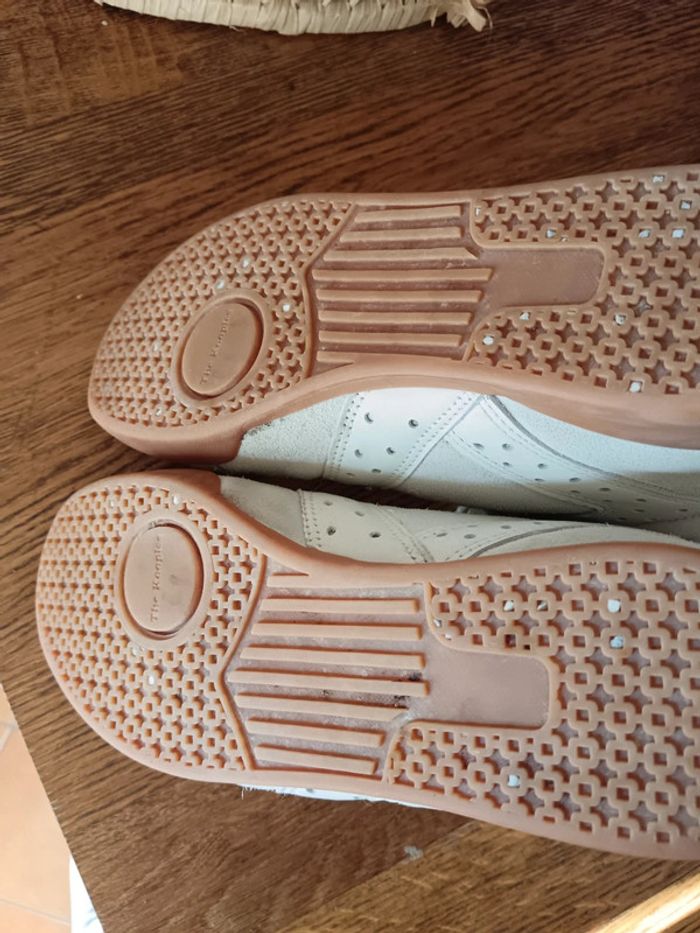 Baskets compensées en cuir daim | The Kooples | P. 39 - photo numéro 8