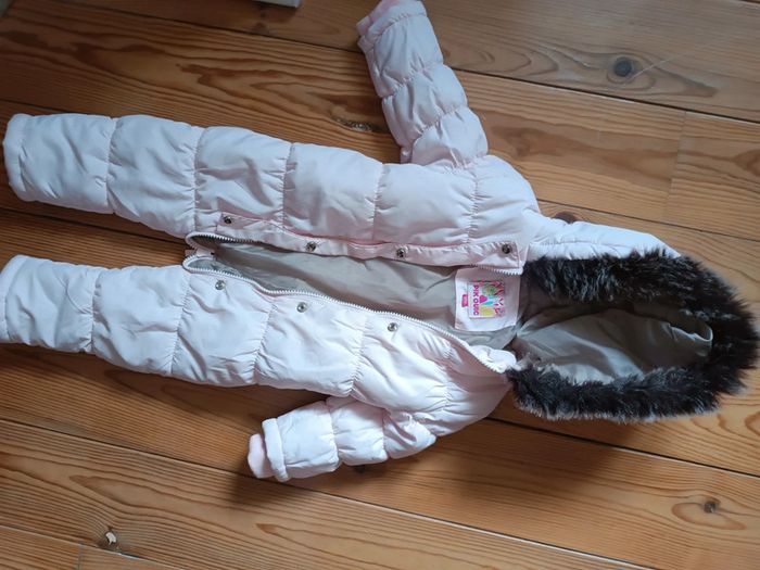 Combinaison fille 12 mois en très bon état pik ouik - photo numéro 2