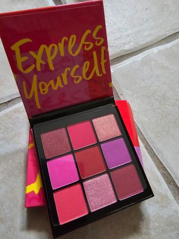 Palette ombres à paupières 9in1 avon