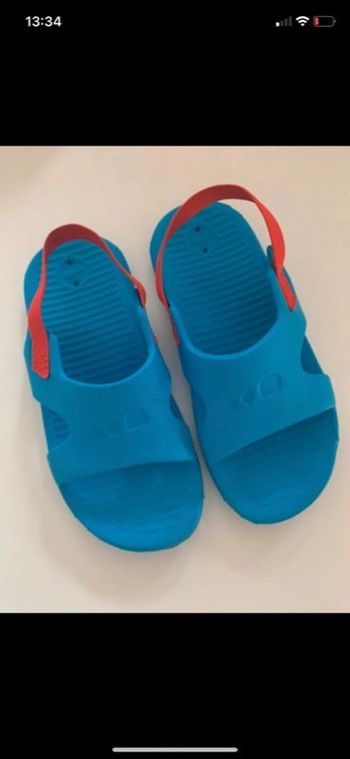 Sandales de piscine
