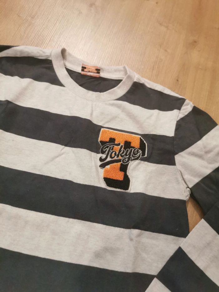 Tee-shirt manches longues 8 ans - photo numéro 2