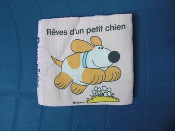 Livre en tissu vintage
