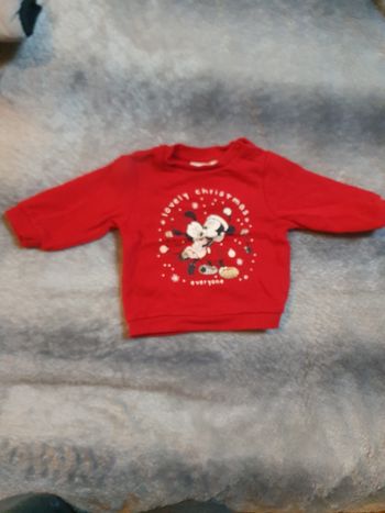 Pull Noël Disney