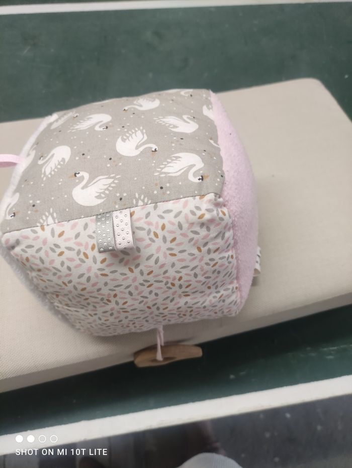 Cube sensoriel - photo numéro 2