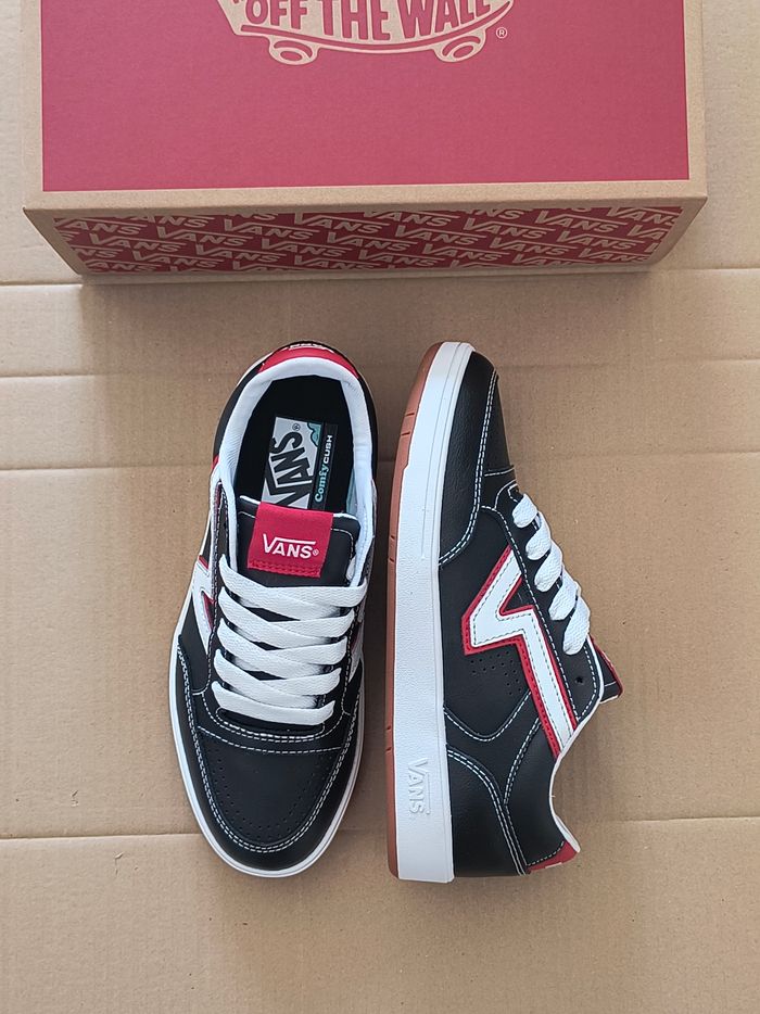 Baskets chaussures vans old skool noir taille 38.5 - photo numéro 8