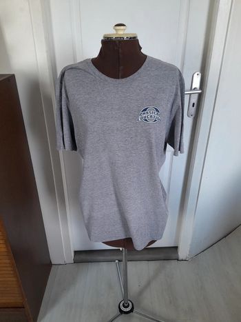 Tee shirt  universitaire Nike the nike tee