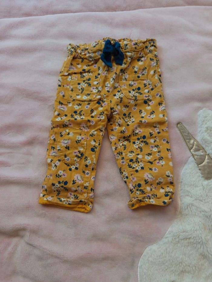 Pantalon léger à fleurs