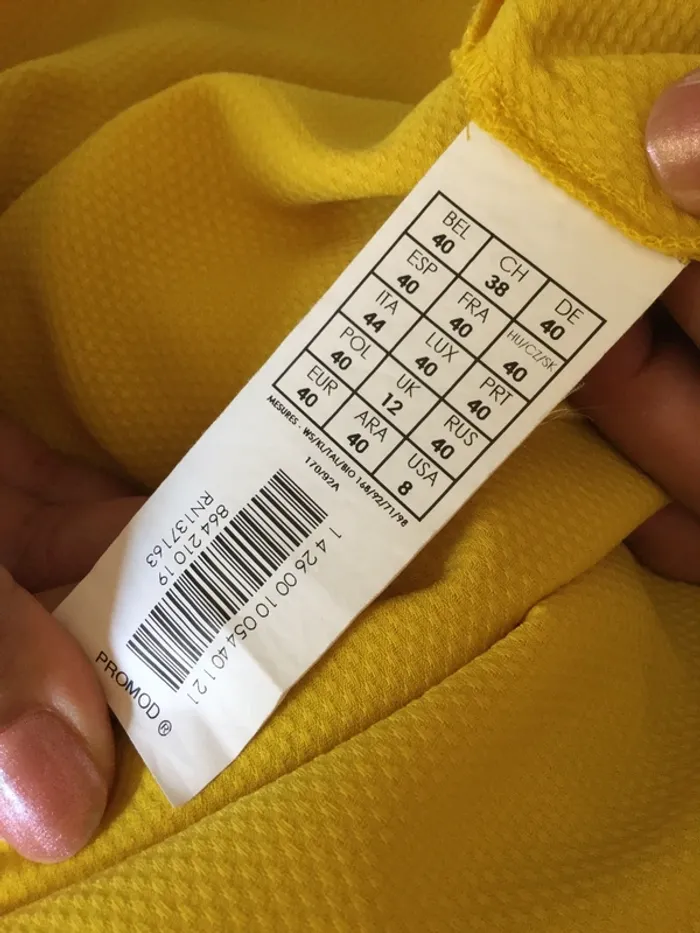 Tee-shirts jaune - photo numéro 2