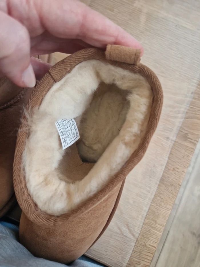 Ugg Classic mini Boots38.5 - photo numéro 3
