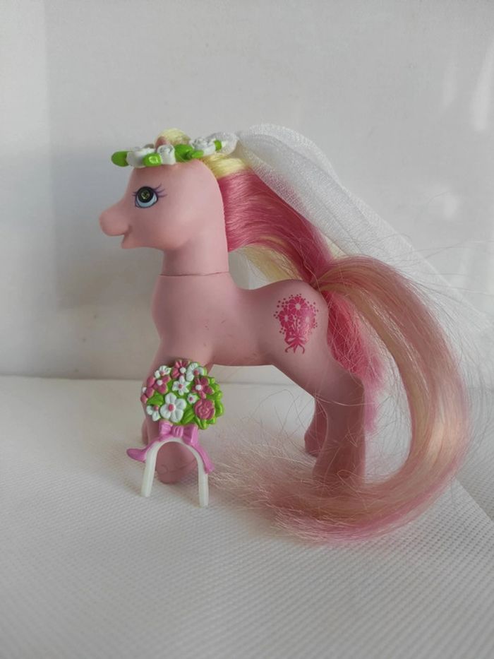 My little Pony G2 her Majesty great romance et accessoires